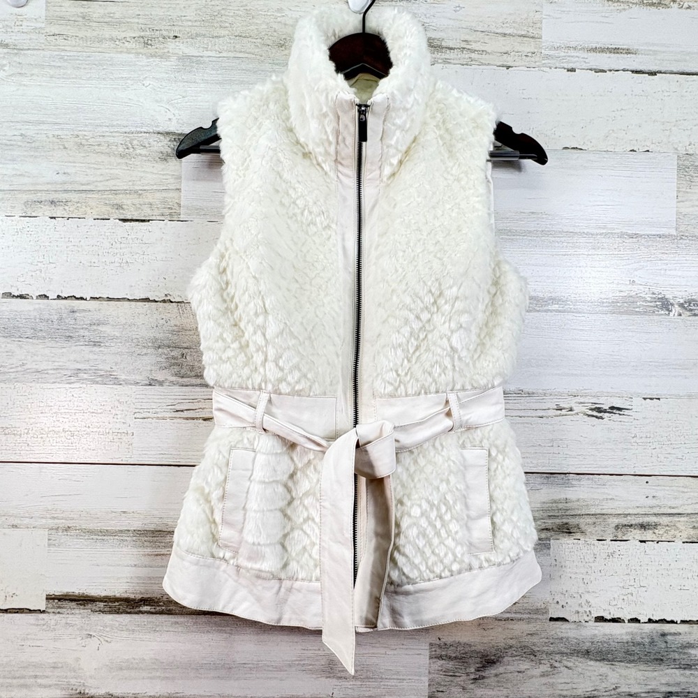 Ci Sono by Cavalini Womens White Faux Fur Belted Zip Up Vest DV623 Small